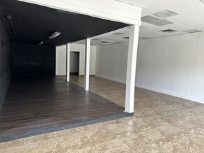 10008 E Tidwell Rd, Houston, TX for lease Interior Photo- Image 1 of 4