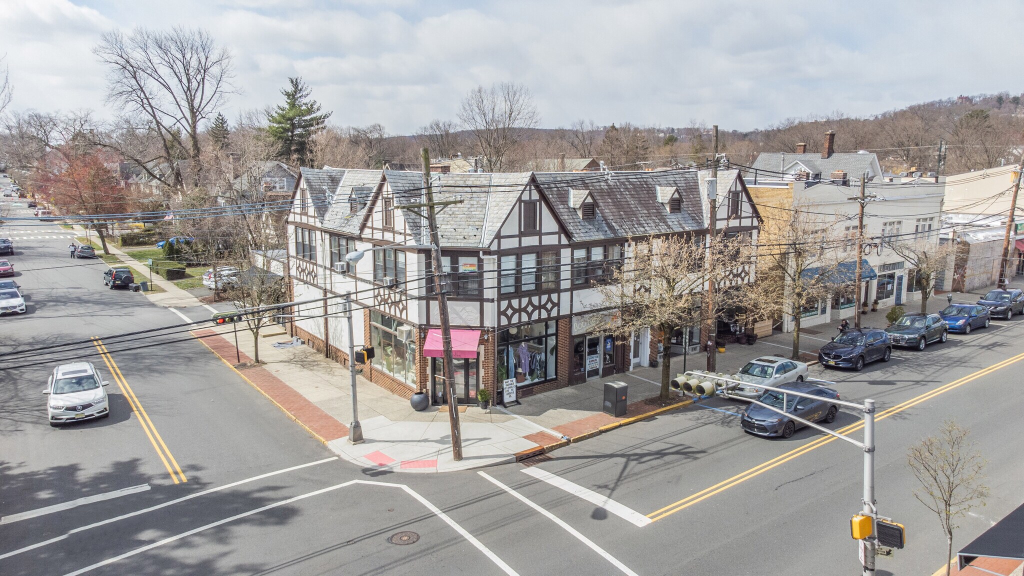 127 Watchung Ave, Montclair, NJ for sale Primary Photo- Image 1 of 1