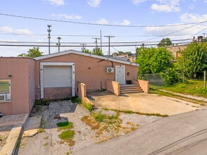 319 W 79th Ter, Kansas City, MO for lease Interior Photo- Image 1 of 10