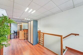 21 Rue De La Félicité, Paris for lease Interior Photo- Image 2 of 10