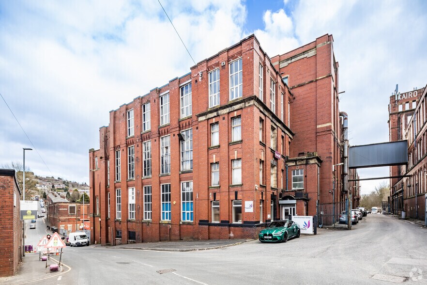 Greenacres Rd, Oldham for sale - Primary Photo - Image 1 of 1