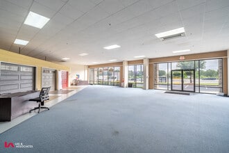 1881 Cobb Pky NW, Kennesaw, GA for lease Building Photo- Image 2 of 5