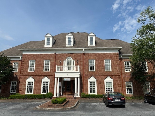 37 Johnson Ferry Rd, Marietta, GA for lease Building Photo- Image 1 of 4