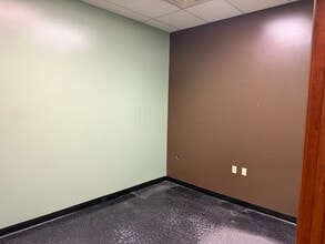 1092 Highway 315 Blvd, Plains Township, PA for lease Interior Photo- Image 2 of 11