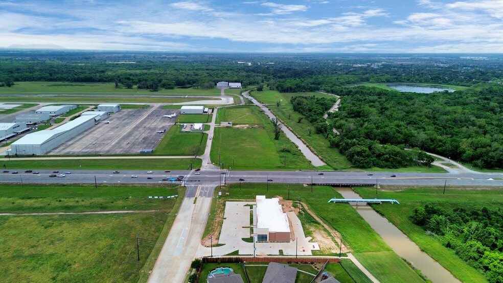 440 Crown Garden Trail, Sugar Land, TX for lease - Building Photo - Image 1 of 27