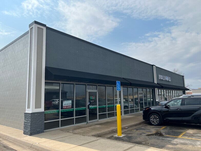 2040 Edgewood Rd, Cedar Rapids, IA 52404