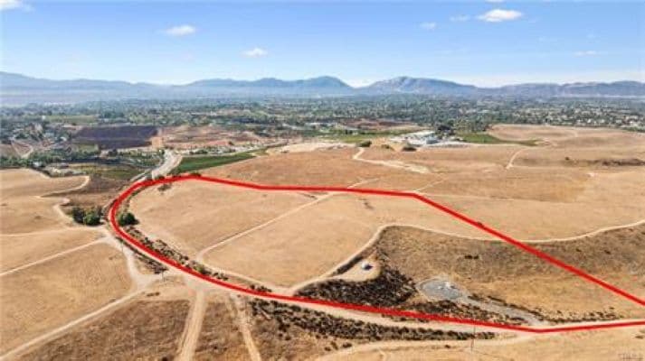 20 La Serena, Temecula, CA for sale - Building Photo - Image 1 of 3