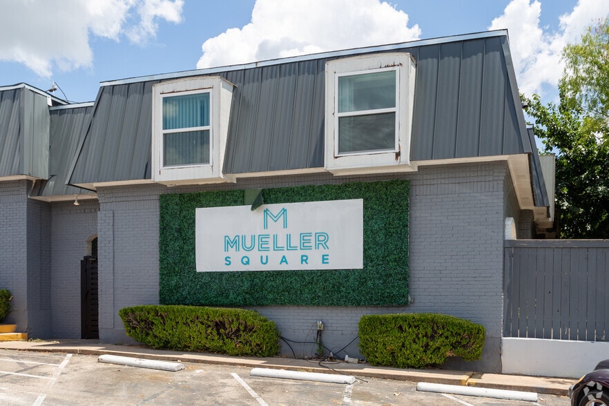 5005 Manor Rd, Austin, TX for sale - Primary Photo - Image 1 of 1