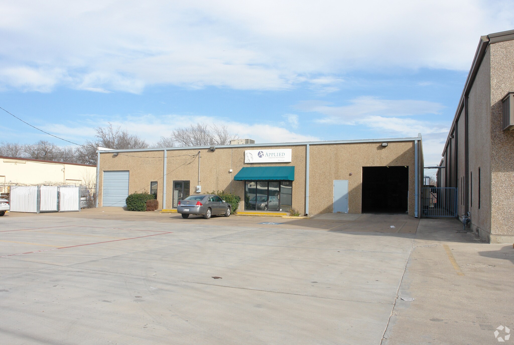 2216 Carson St, Haltom City, TX for sale Primary Photo- Image 1 of 1