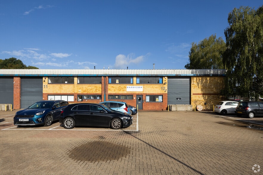 Mark Rd, Hemel Hempstead for lease - Building Photo - Image 2 of 2