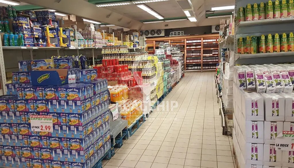 Retail in Épinay-sur-Seine for lease Interior Photo- Image 1 of 4