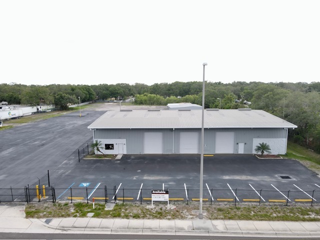 6113 Causeway Blvd, Tampa, FL for lease - Building Photo - Image 3 of 7