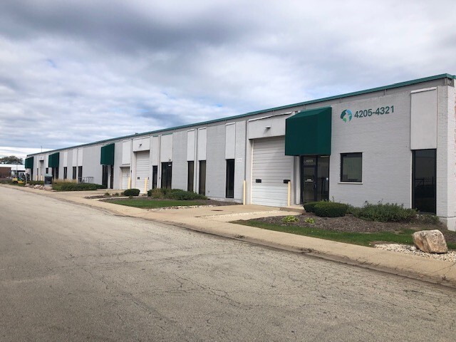 10501-10505 Delta Pky, Schiller Park, IL for lease Building Photo- Image 1 of 1