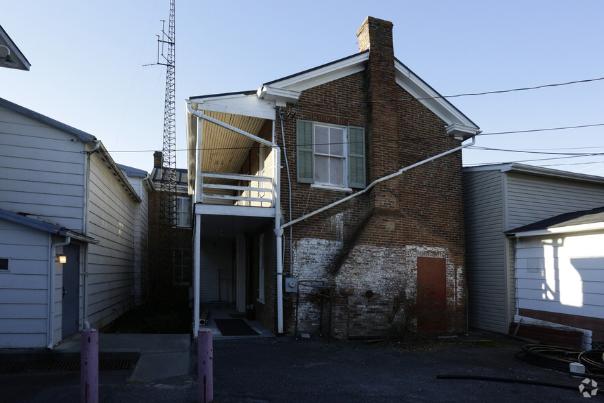 30 W Main St, Berryville, VA for sale - Building Photo - Image 3 of 6