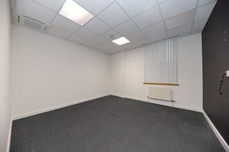17 Church St, Rickmansworth for lease Interior Photo- Image 2 of 3