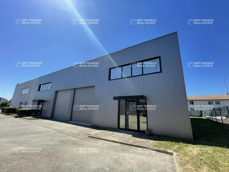 Office in Toulouse for lease - Building Photo - Image 1 of 29