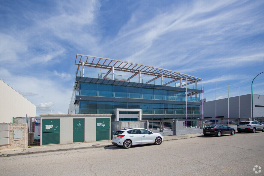 Industrial in Algete, Madrid for lease - Building Photo - Image 1 of 10