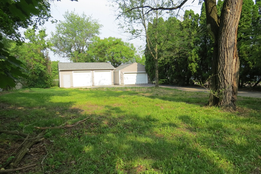 1416 Piedmont Ave, Akron, OH for sale - Building Photo - Image 3 of 9