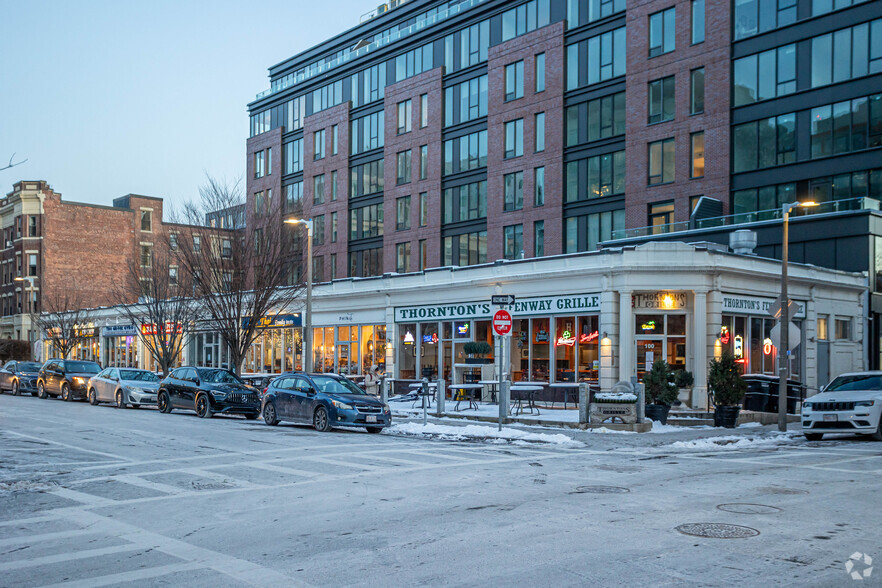 84-100 Peterborough St, Boston, MA for lease - Primary Photo - Image 1 of 5