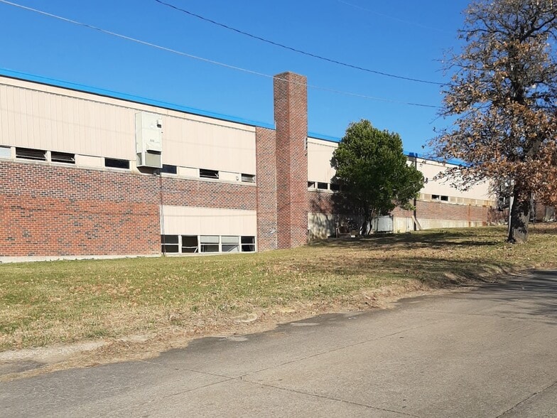 1401 E Cherokee Ave, Mcalester, OK for sale - Building Photo - Image 3 of 19