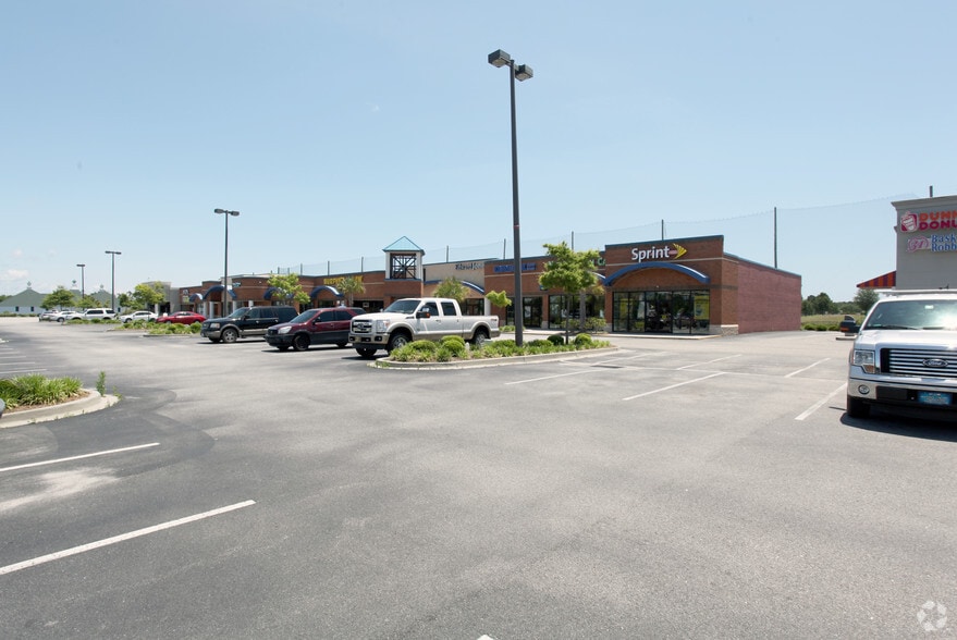 8703 Highway 17 Byp S, Surfside Beach, SC for lease - Primary Photo - Image 1 of 10