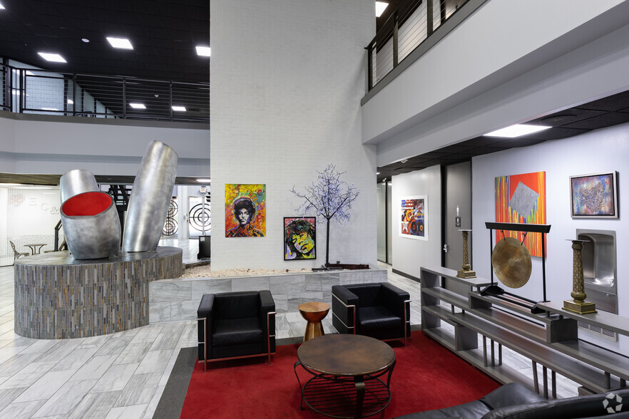 5700 NW Central Dr, Houston, TX for lease - Lobby - Image 3 of 25