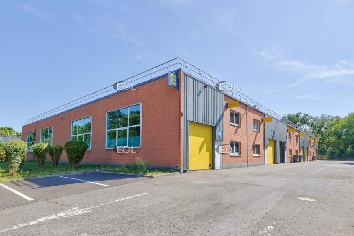 Flex in SAINT-OUEN-L'AUMONE for lease Building Photo- Image 1 of 8