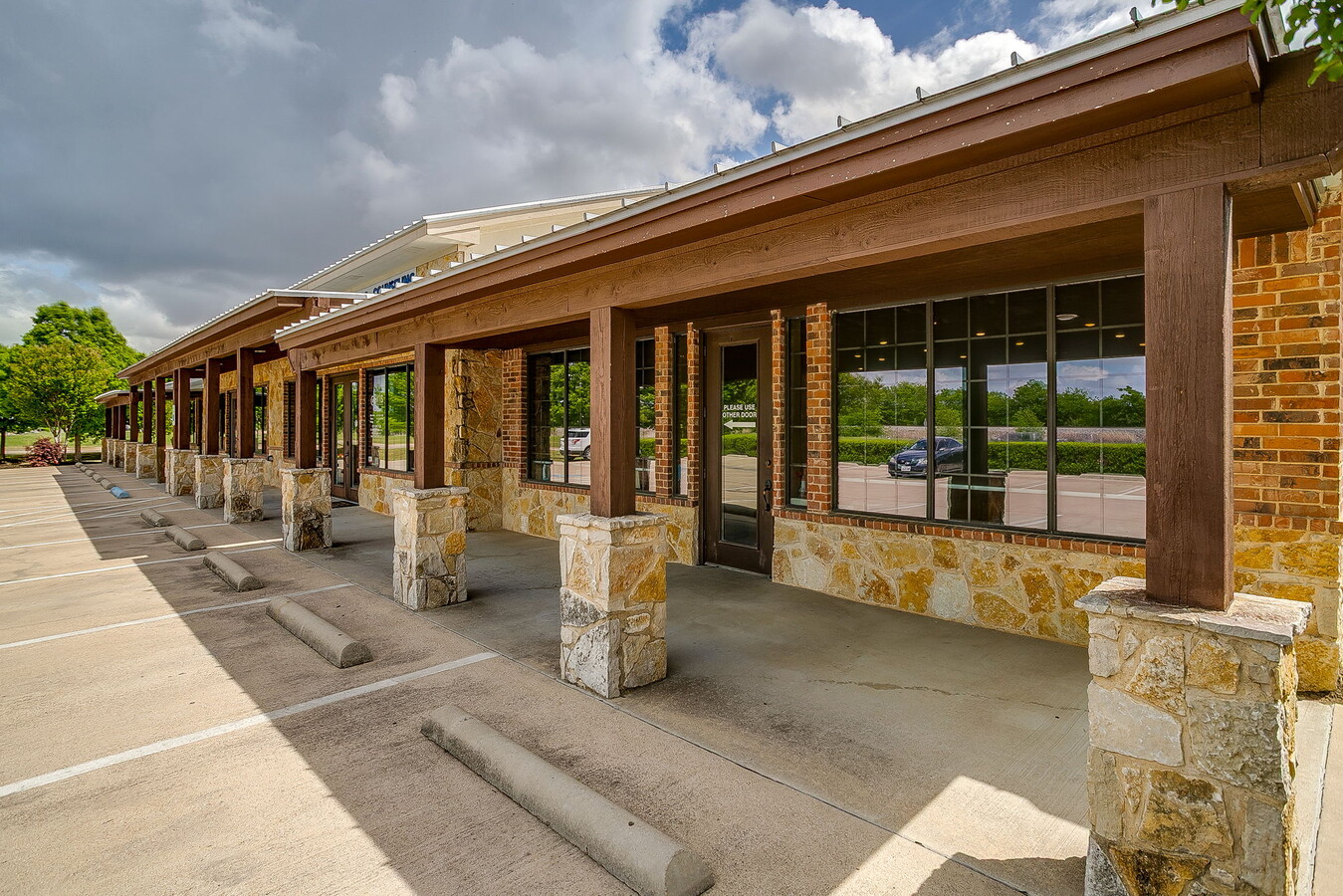 1318 John Jones Dr, Burleson, TX 76028 - Unit 1318-1320 -  - Interior Photo - Image 1 of 23
