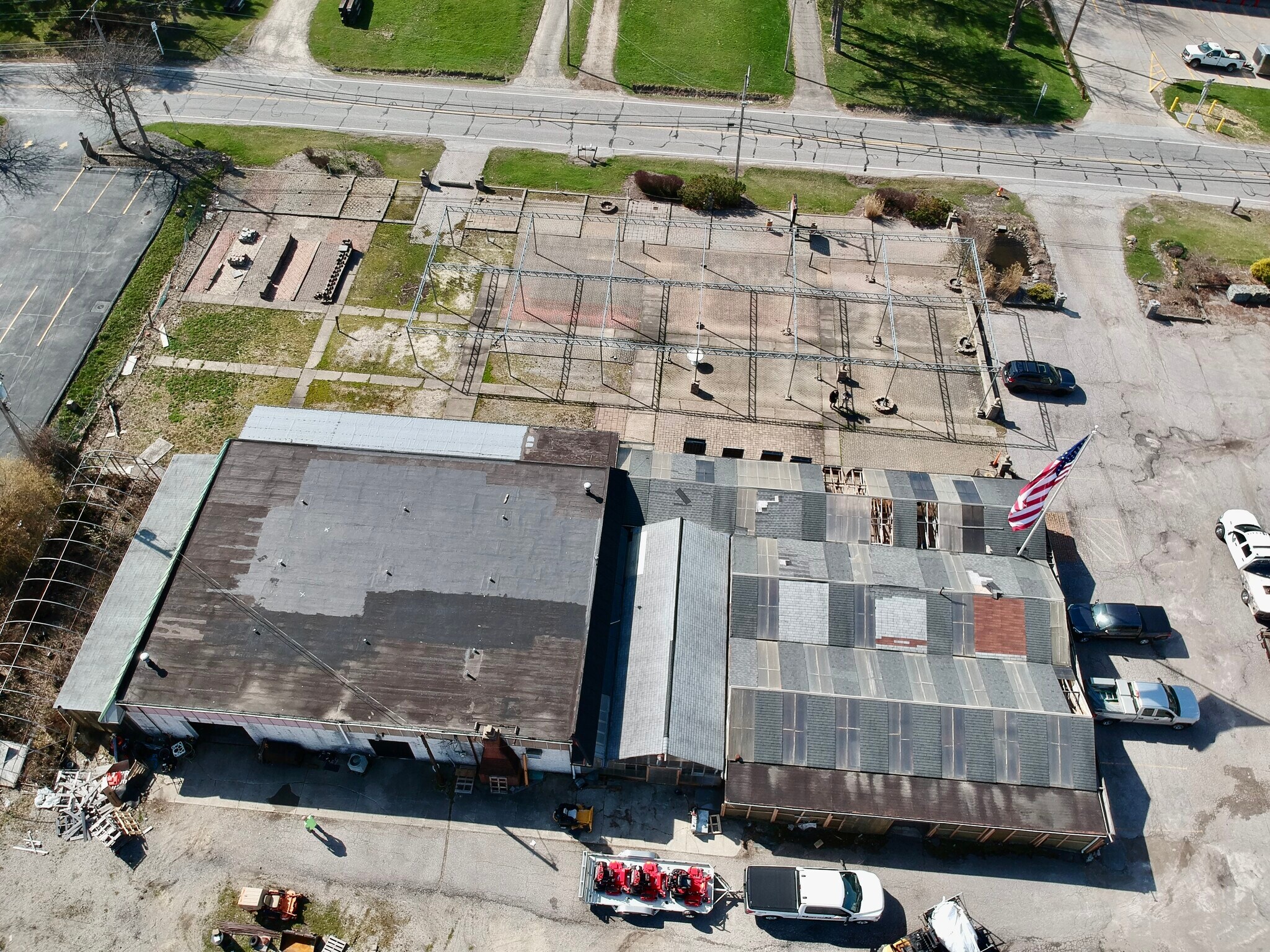 8265 Euclid Chardon Rd, Kirtland, OH 44094 Licursi Garden Center