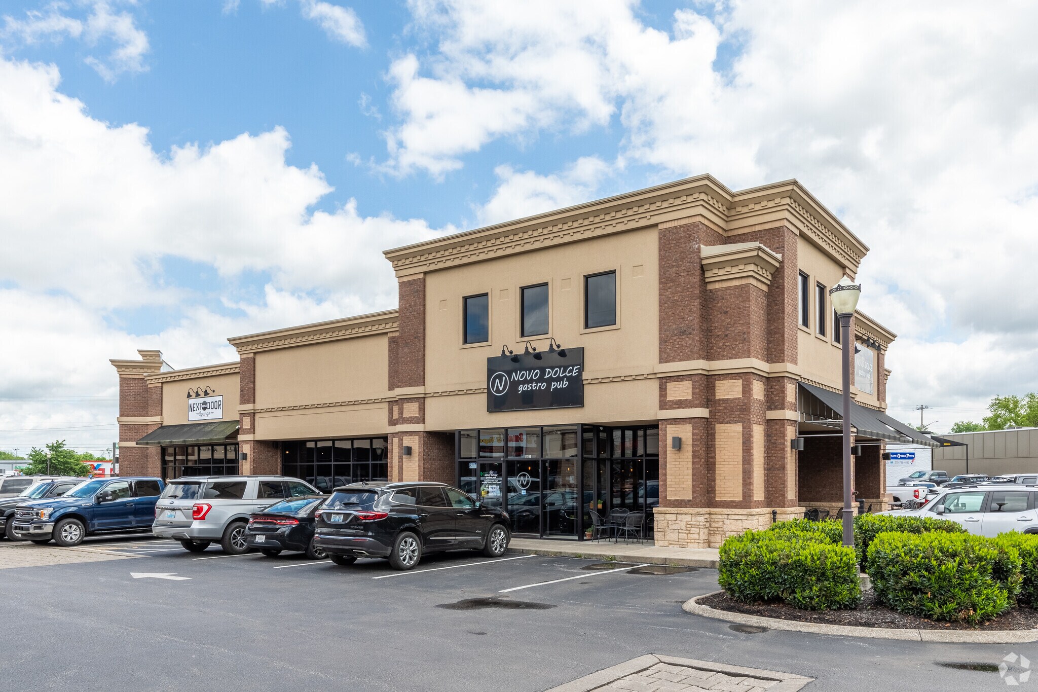 Old Town Square Bowling Green, KY for Sale