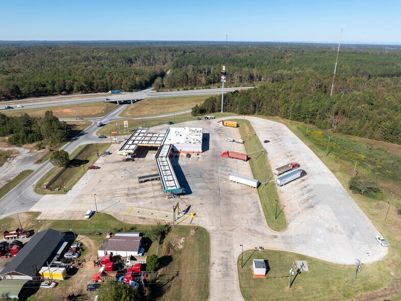 3883 Cross Anchor Rd, Enoree, SC for sale - Building Photo - Image 3 of 21