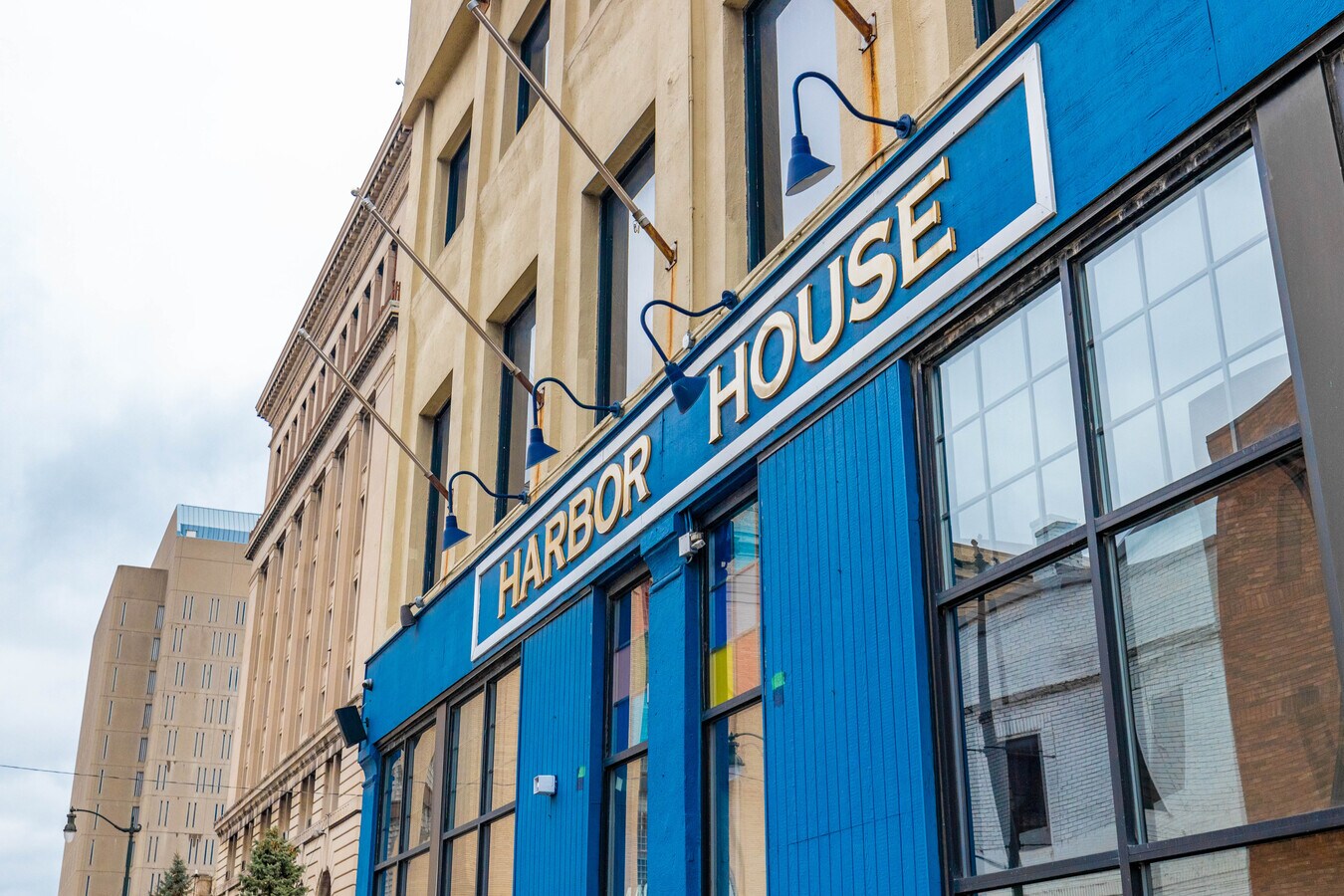 440 Clinton St Detroit MI 48226 LoopNet