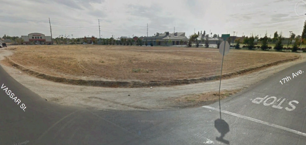 Vassar St And 17th Ave, Delano, CA for sale - Primary Photo - Image 1 of 11