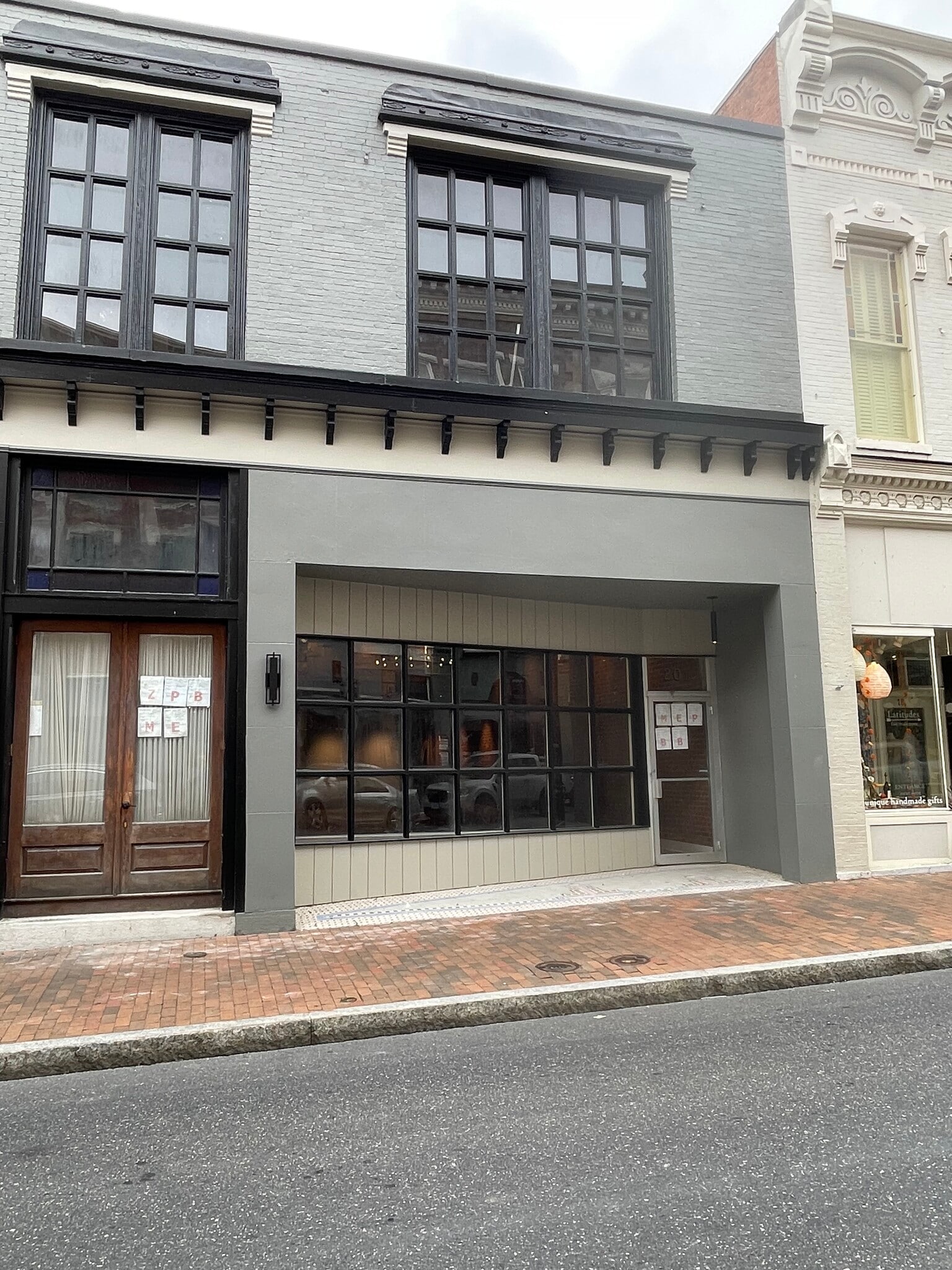 20-24 E Beverley St, Staunton, VA for lease Building Photo- Image 1 of 14