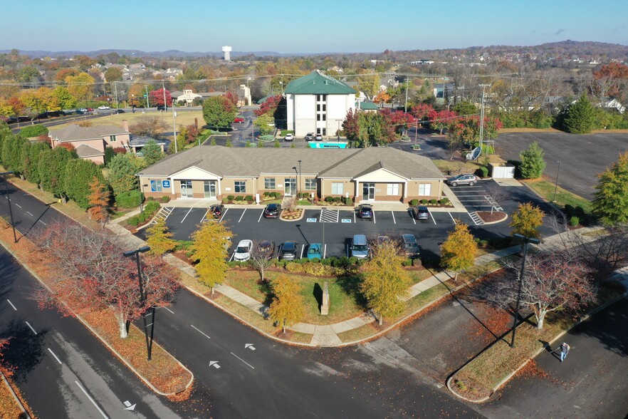 105 Bluegrass Commons Blvd, Hendersonville, TN for sale - Primary Photo - Image 1 of 1