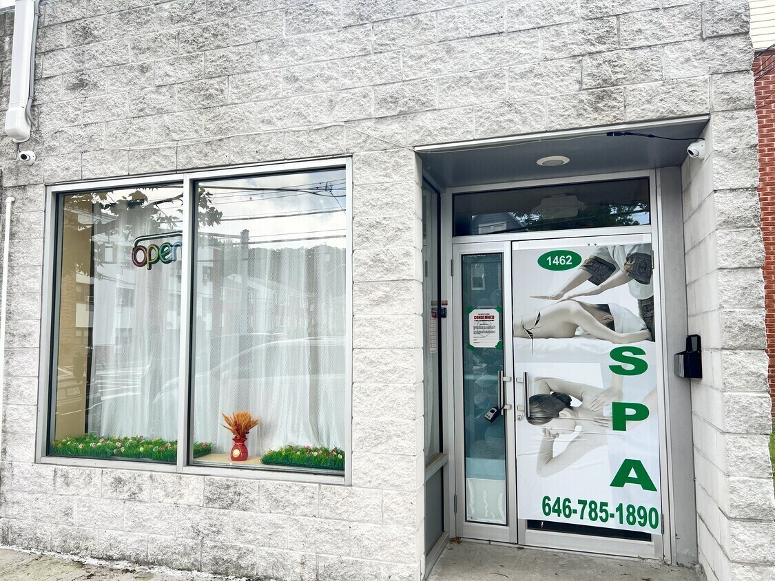 1460-1462 Nepperhan Ave, Yonkers, NY for lease Building Photo- Image 1 of 9