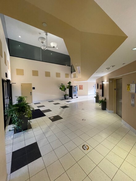 3702 Pender Dr, Fairfax, VA for lease - Lobby - Image 3 of 9