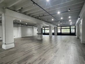 714 S Hill St, Los Angeles, CA for lease Building Photo- Image 2 of 5