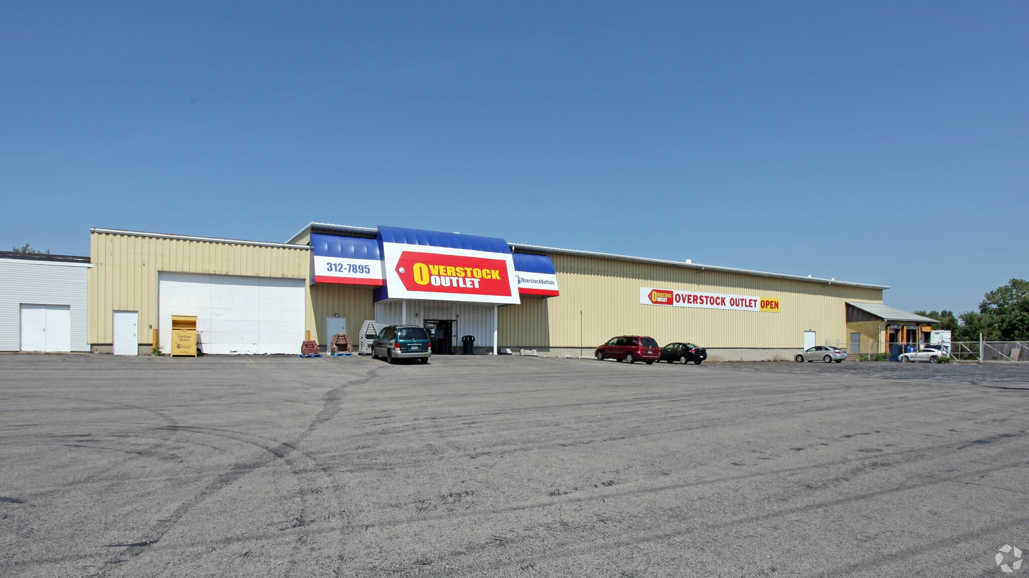 960 French Rd, Cheektowaga, NY 14227 Flex for Sale