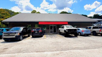 Collision Repair & Towing Biz with Prime RE - Automotive Property