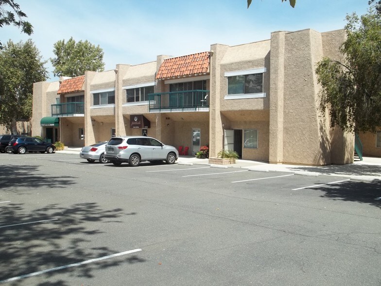 25044 Peachland Ave, Newhall, CA 91321