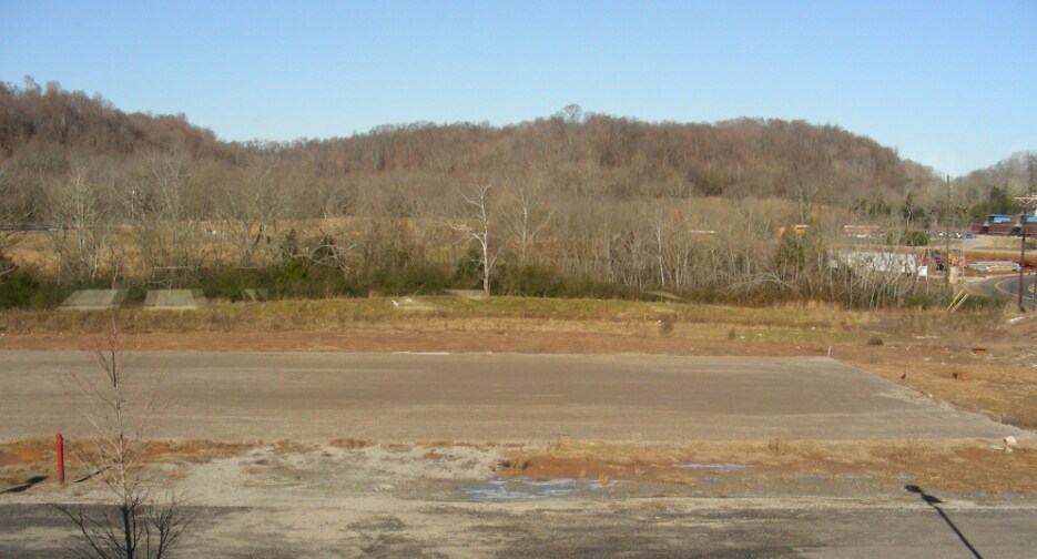 4717 Traders Way, Thompsons Station, TN for lease - Building Photo - Image 2 of 3