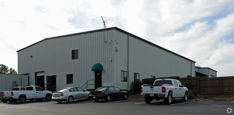 1406 Smith Reno Rd, Raleigh, NC for lease - Building Photo - Image 3 of 6
