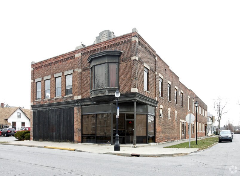 1402-1414 W Main St, Fort Wayne, IN for sale - Primary Photo - Image 1 of 1