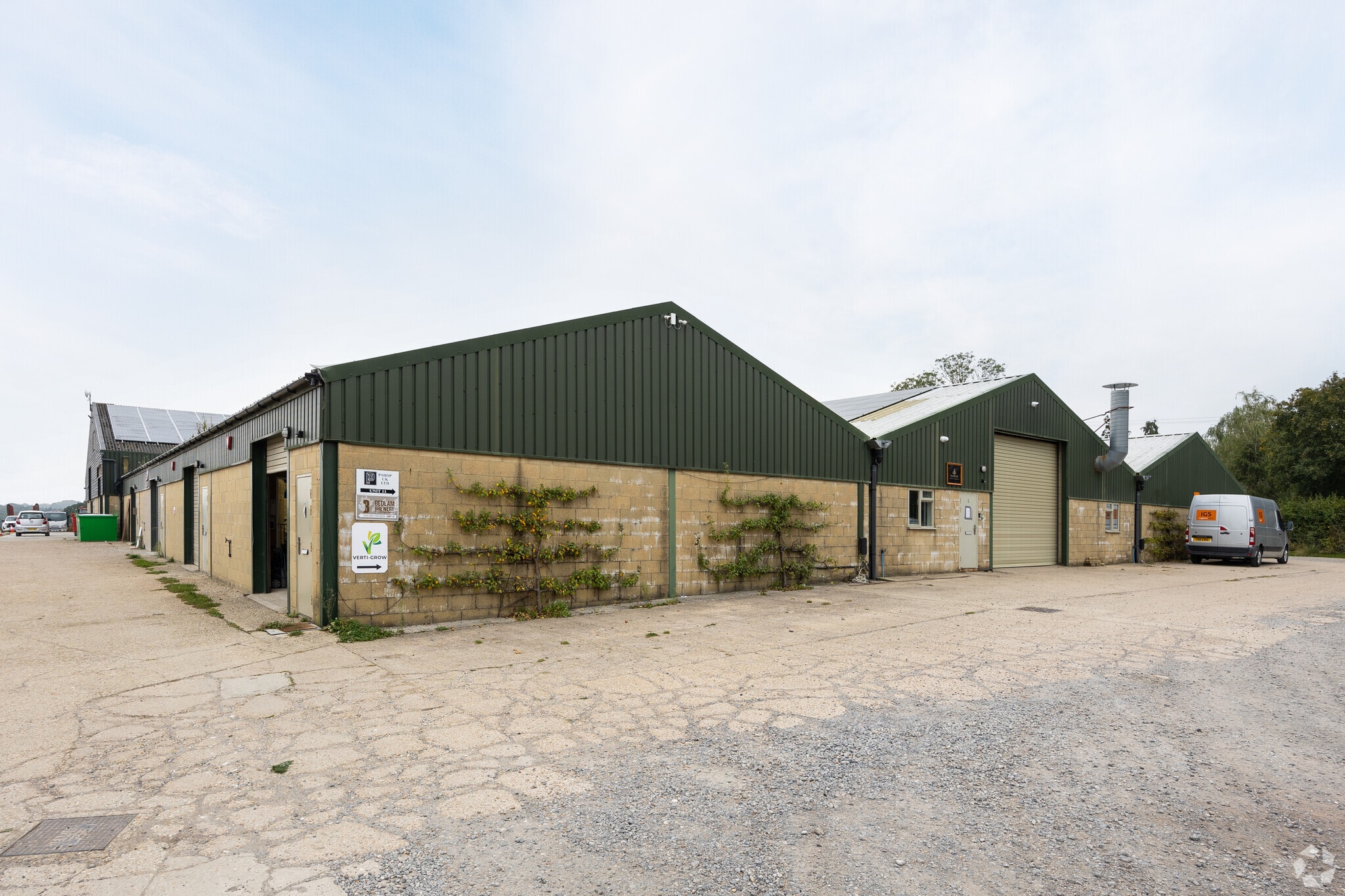 Saint Helena Ln, Plumpton Green for sale Primary Photo- Image 1 of 1