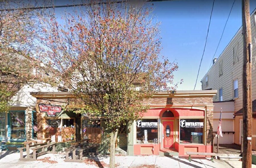 309-311 Bridge St, New Cumberland, PA for sale - Primary Photo - Image 1 of 1