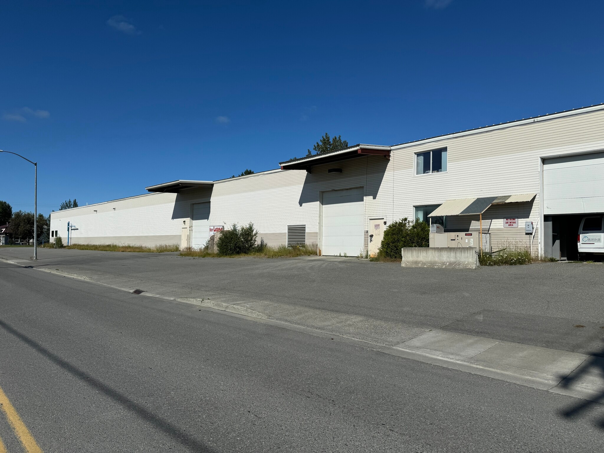 151 Warehouse Dr, Soldotna, AK for lease Primary Photo- Image 1 of 34