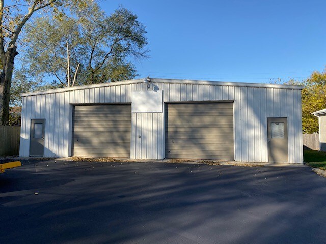 442 S Cherry St, Columbus, IN for sale - Building Photo - Image 1 of 1