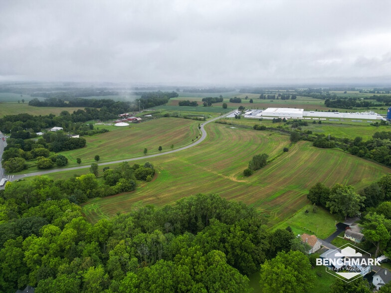 1 Horseshoe Blvd, Avon, NY for sale - Building Photo - Image 3 of 6