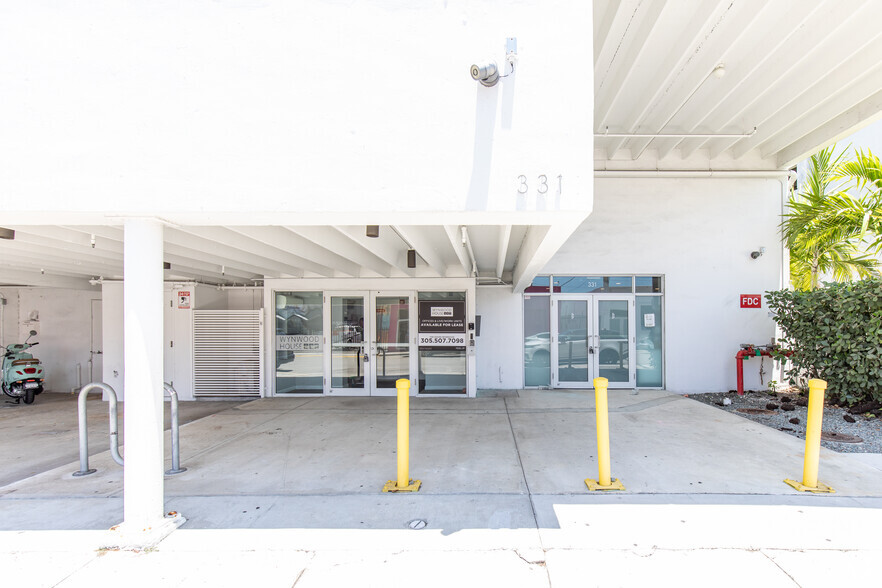 331 NW 26th St, Miami, FL for lease - Building Photo - Image 1 of 4